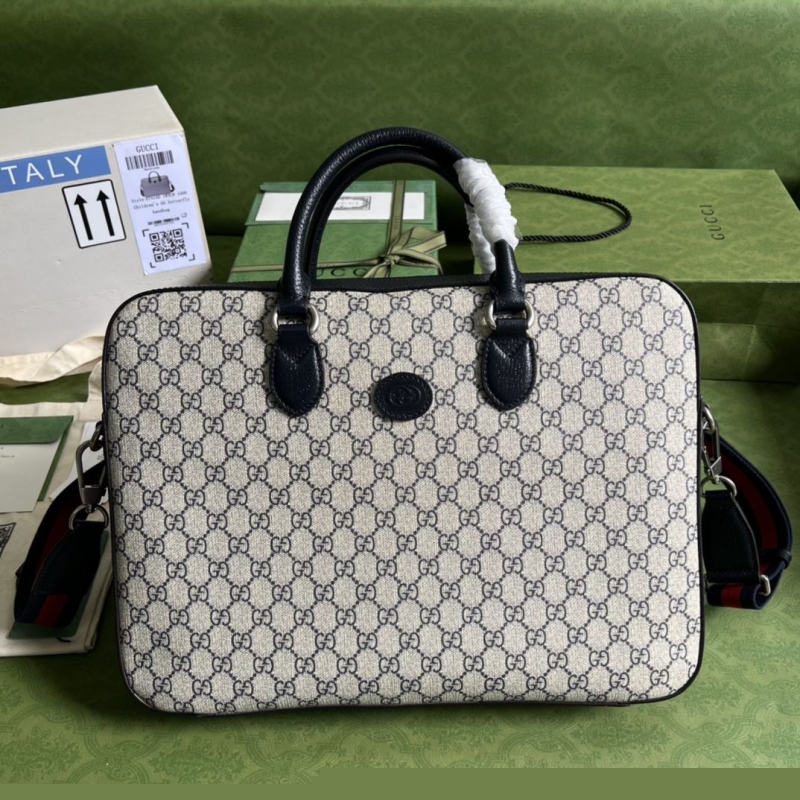 G*u*i shopping bags